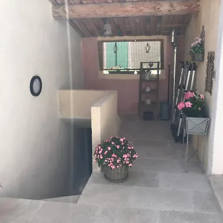 La Charmeuse Céreste
