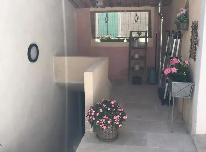 La Charmeuse Cereste